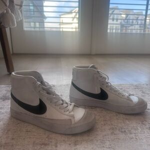 Nike Men's White and Black High-Top Sneakers